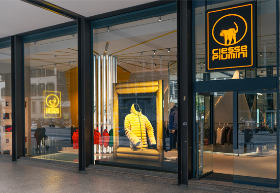 FLAGSHIP STORE CORSO EUROPA MILANO
